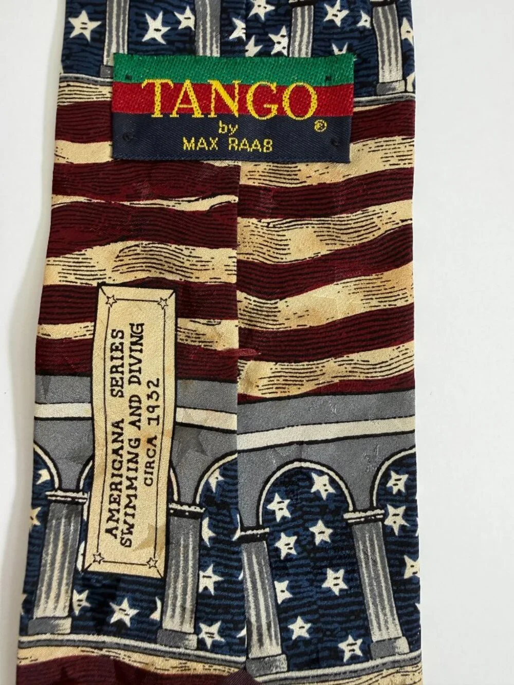 Vintage Tie Tango Max Raab Mens 100% Silk Made In USA RN 51898